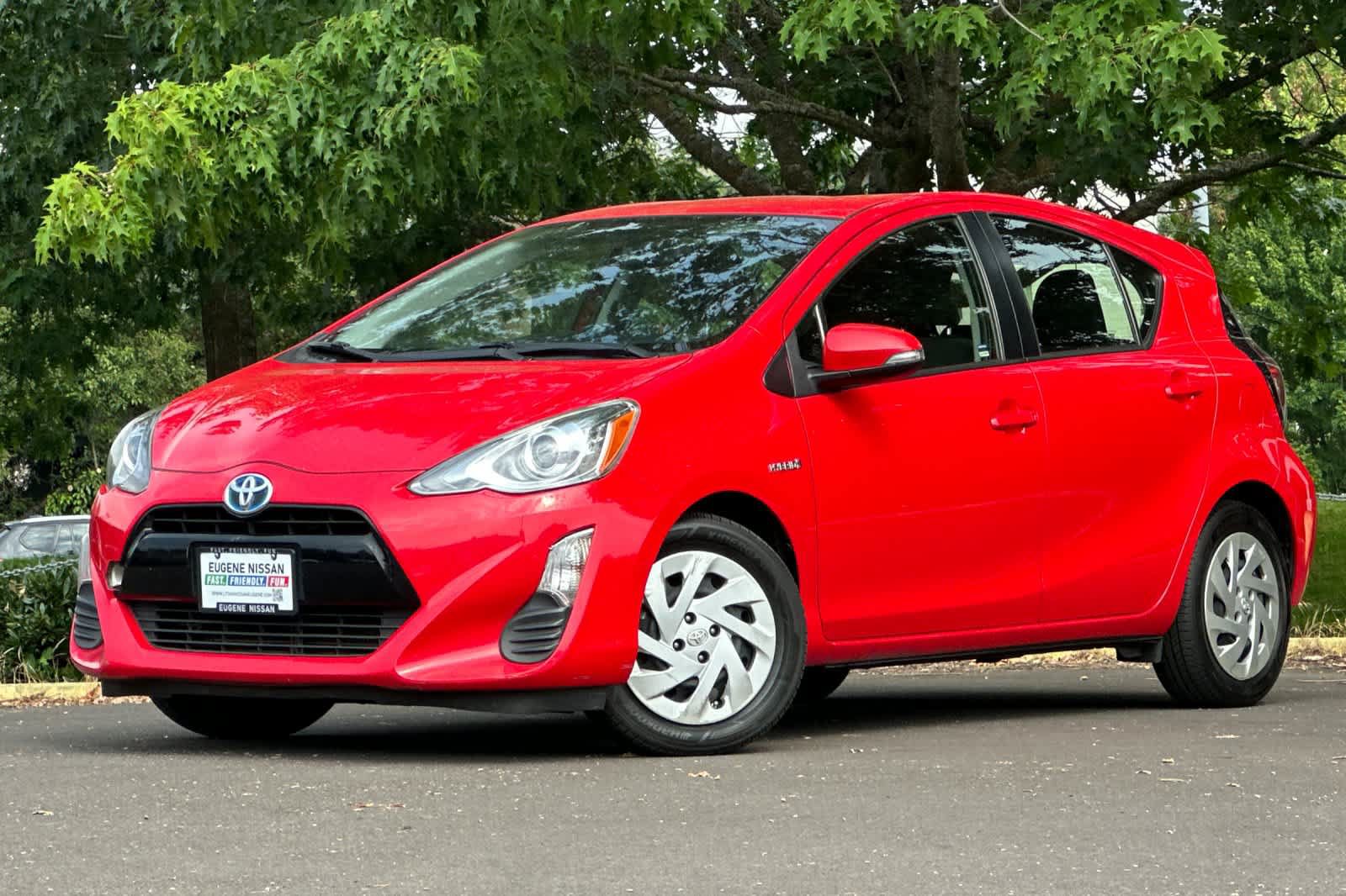 Used 2016 Toyota Prius C Two FWD video 1