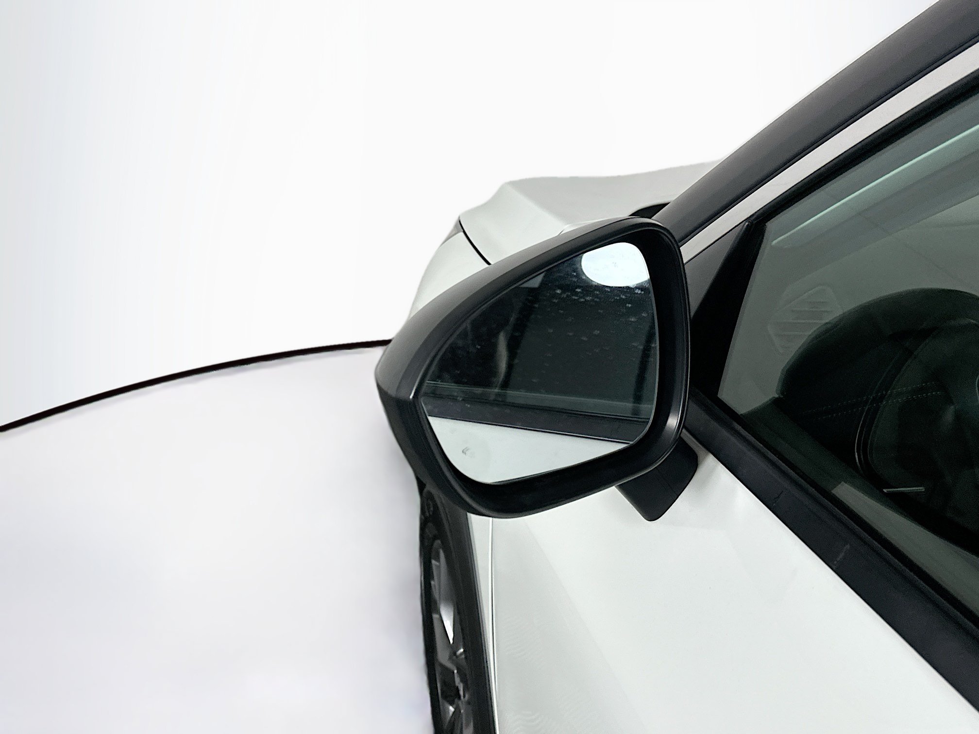Used 2023 Nissan Rogue S FWD image 16