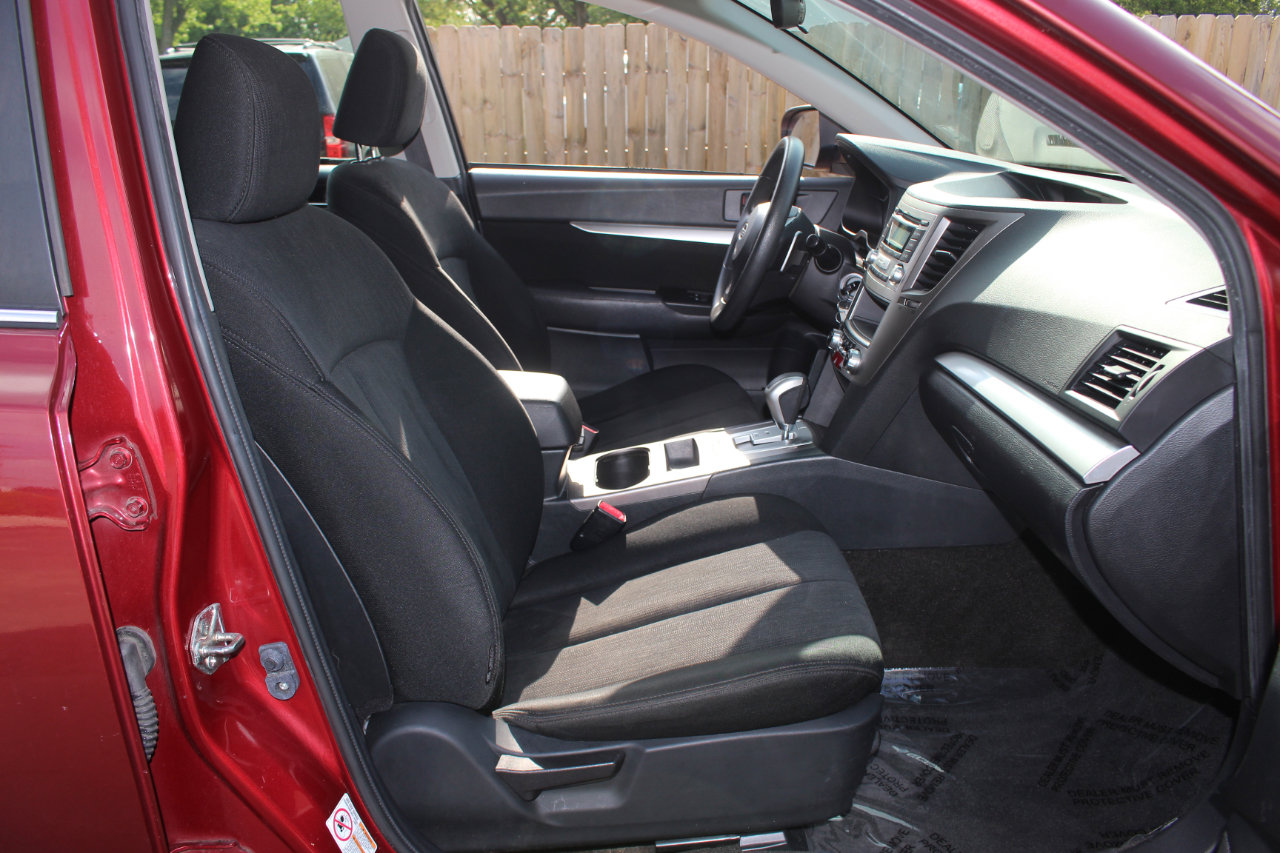 Used 2014 Subaru Outback 2.5i w/ Alloy Wheel Package image 32