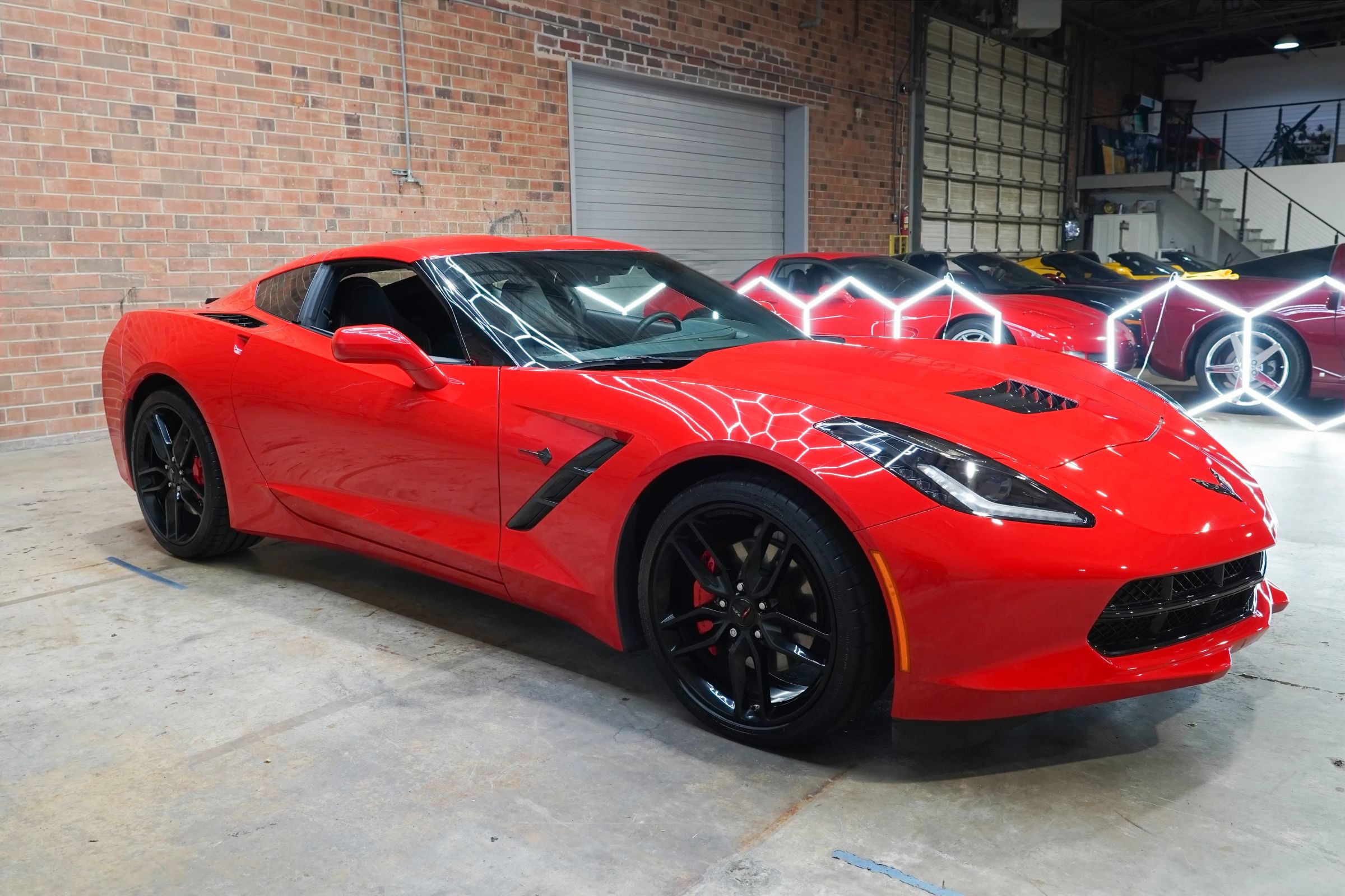 Used 2019 Chevrolet Corvette Stingray Coupe w/ Carbon Flash Badge Package RWD image 2