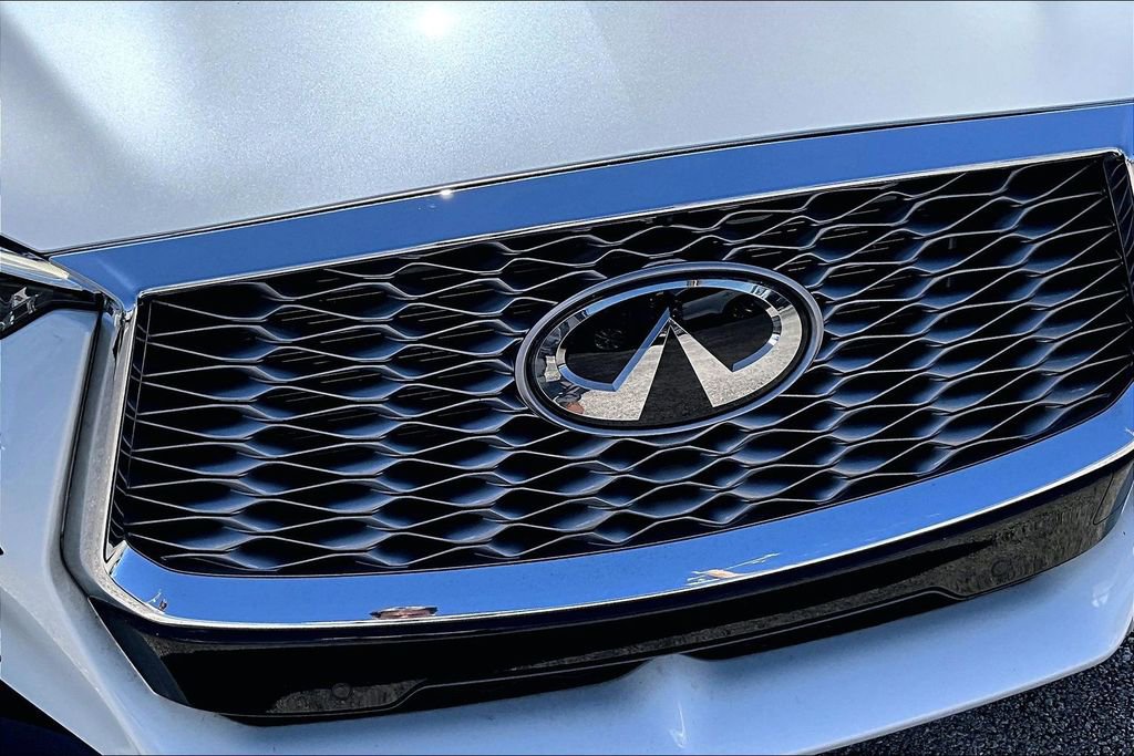 Certified 2025 INFINITI QX55 Essential image 40