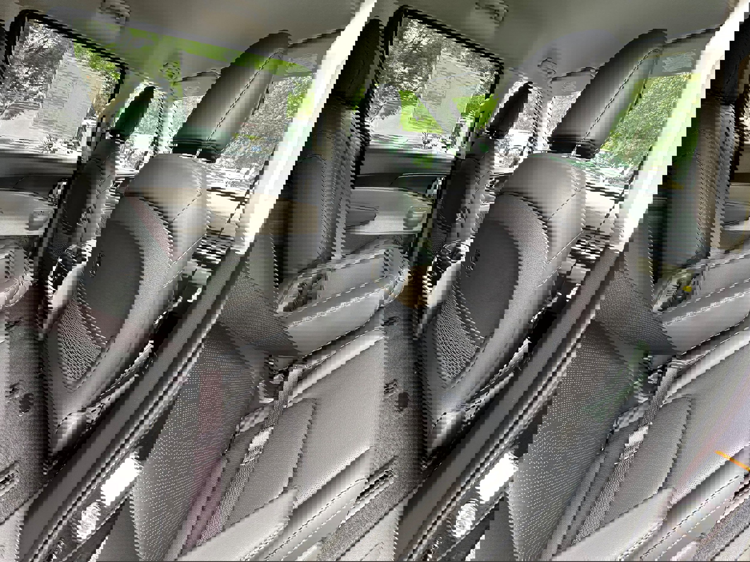 New 2026 Kia Carnival LXS image 16