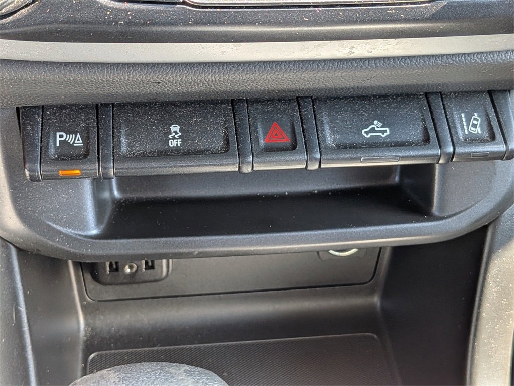 Used 2022 Chevrolet Colorado LT w/ Fleet Safety Package image 28