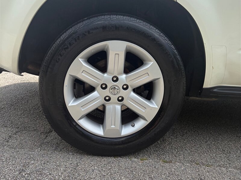 Used 2007 Nissan Murano S w/ Convenience Pkg AWD/4WD image 28