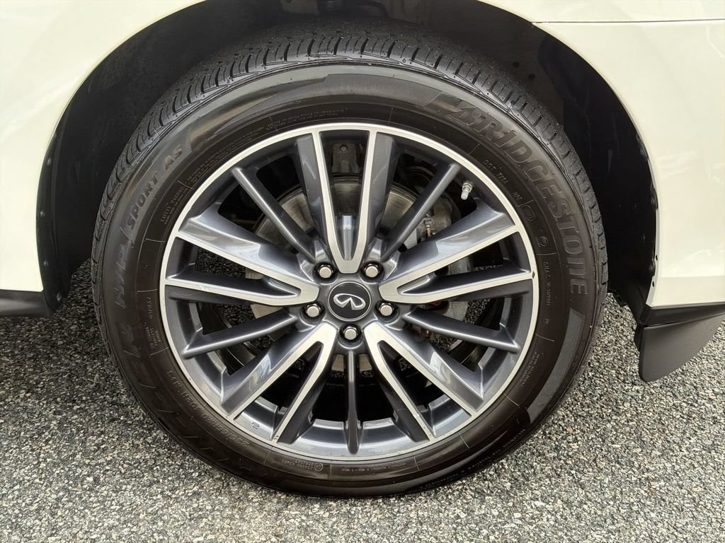 Used 2017 INFINITI QX60 Luxe w/ Deluxe Technology Package AWD/4WD image 13