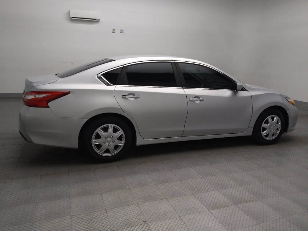 Used 2016 Nissan Altima 2.5 S w/ Power Driver Seat Package FWD image 10