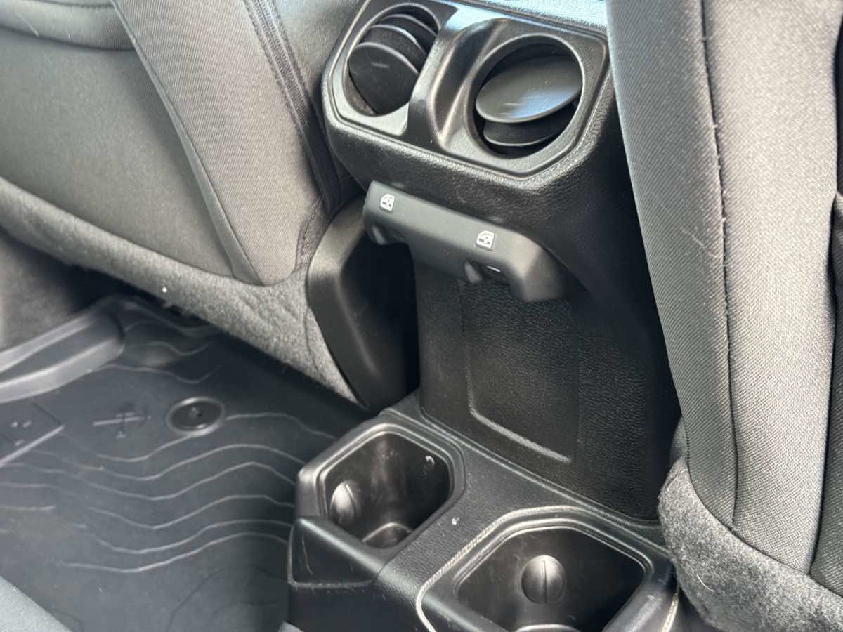 Used 2021 Jeep Gladiator Sport AWD/4WD image 21