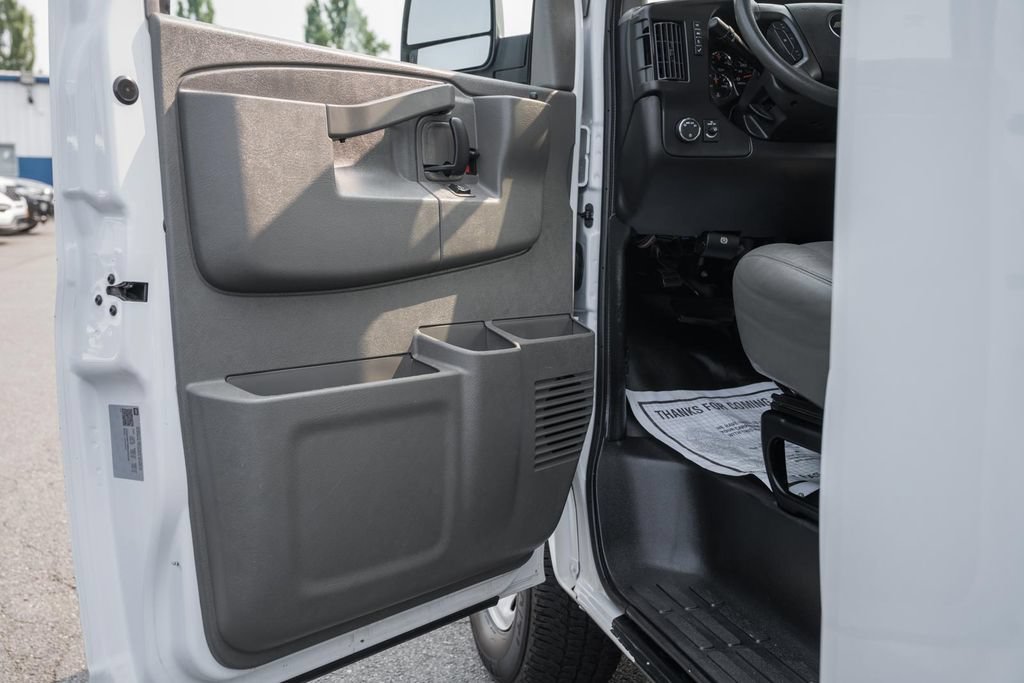 Used 2024 Chevrolet Express 3500 w/ Power Convenience Package RWD image 39