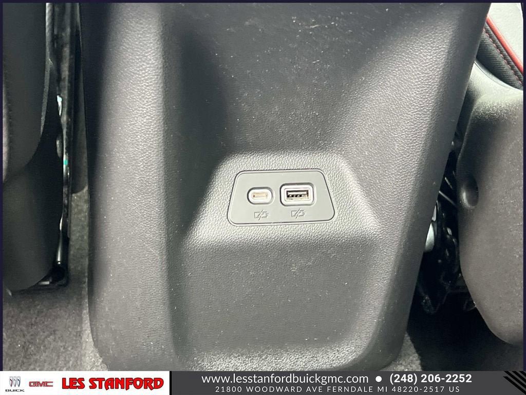 Certified 2023 Buick Envision Essence w/ Sport Touring Package image 17
