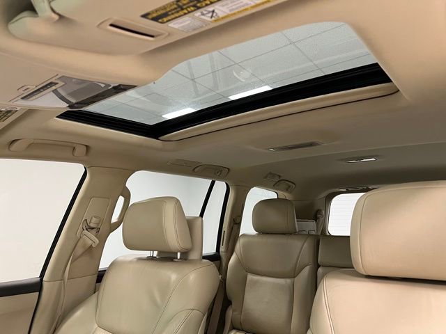 Used 2015 Lexus LX 570 4WD w/ Luxury Package image 41