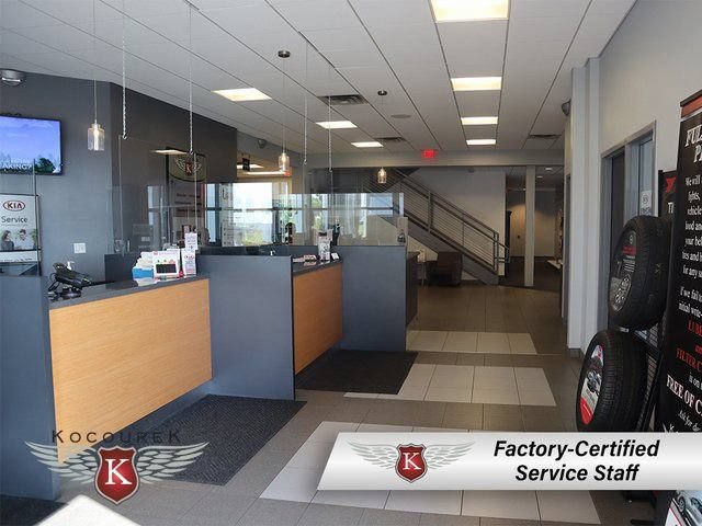 Used 2025 Kia K4 GT-Line w/ GT-Line Premium Package FWD image 36