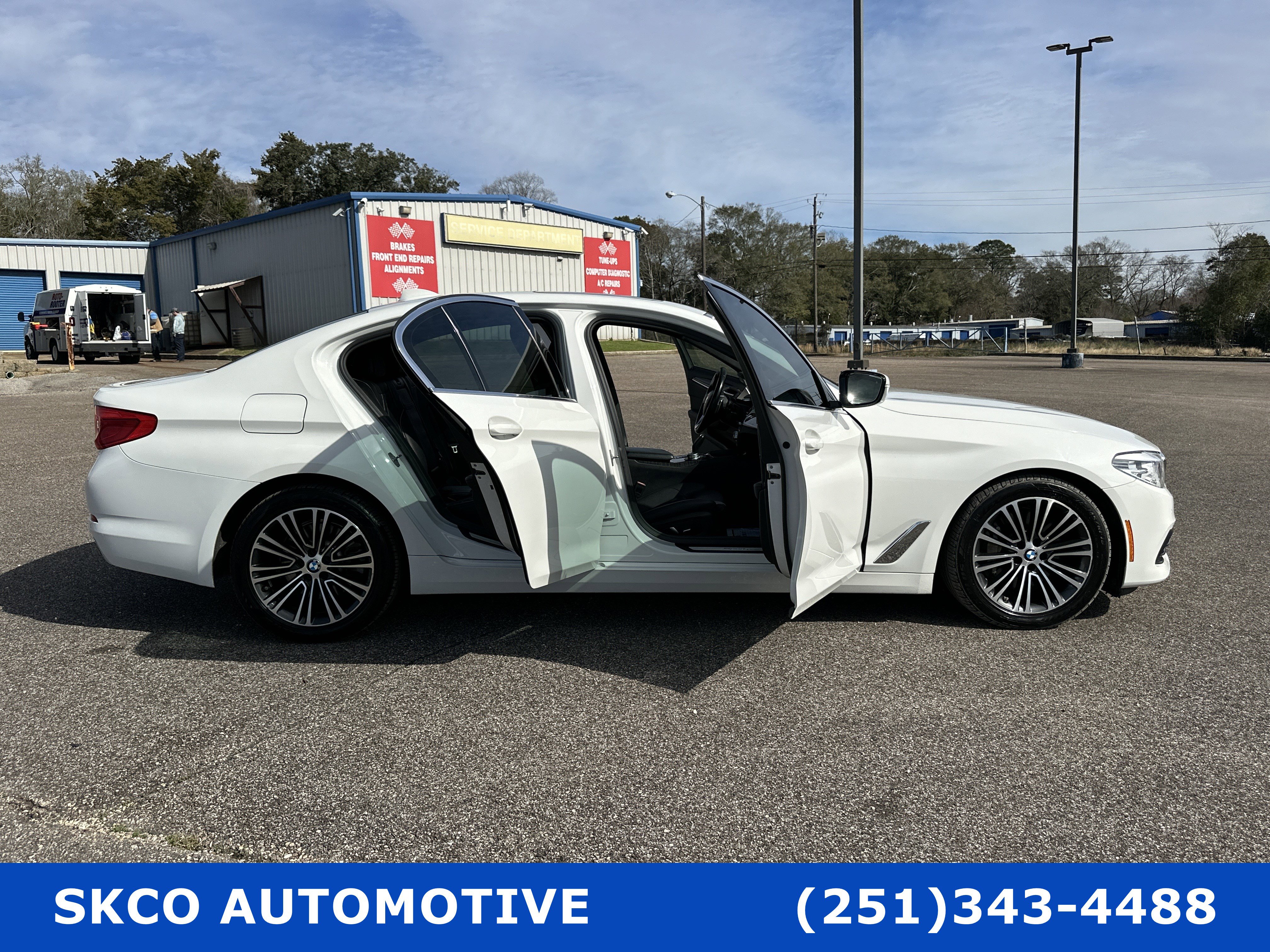 Used 2019 BMW 530i w/ Convenience Package RWD image 34