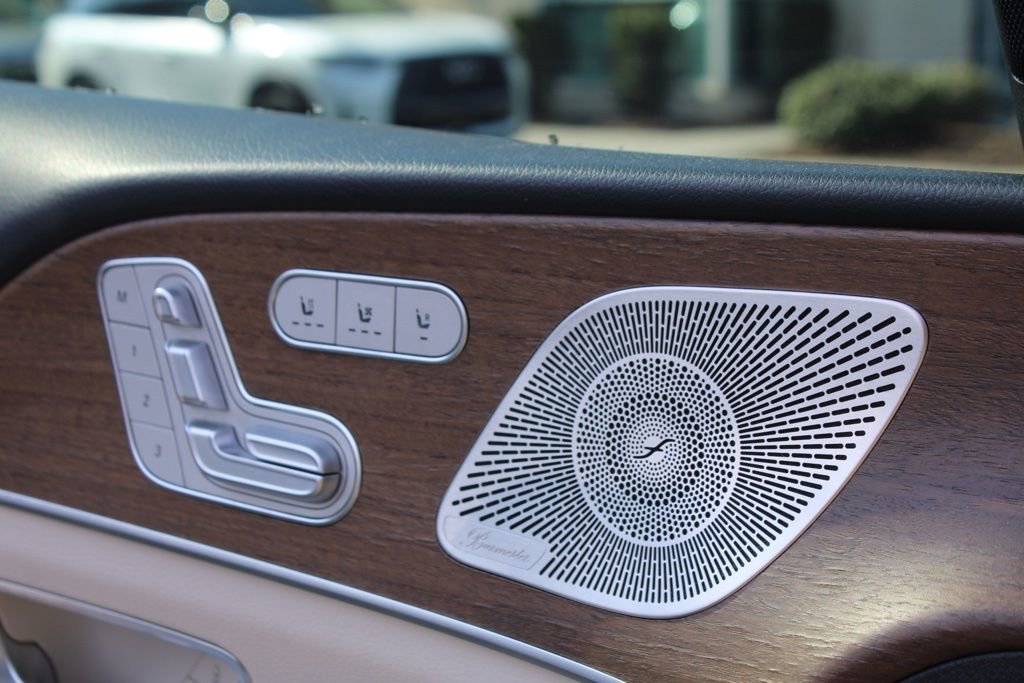 Certified 2023 Mercedes-Benz GLS 450 4MATIC image 11