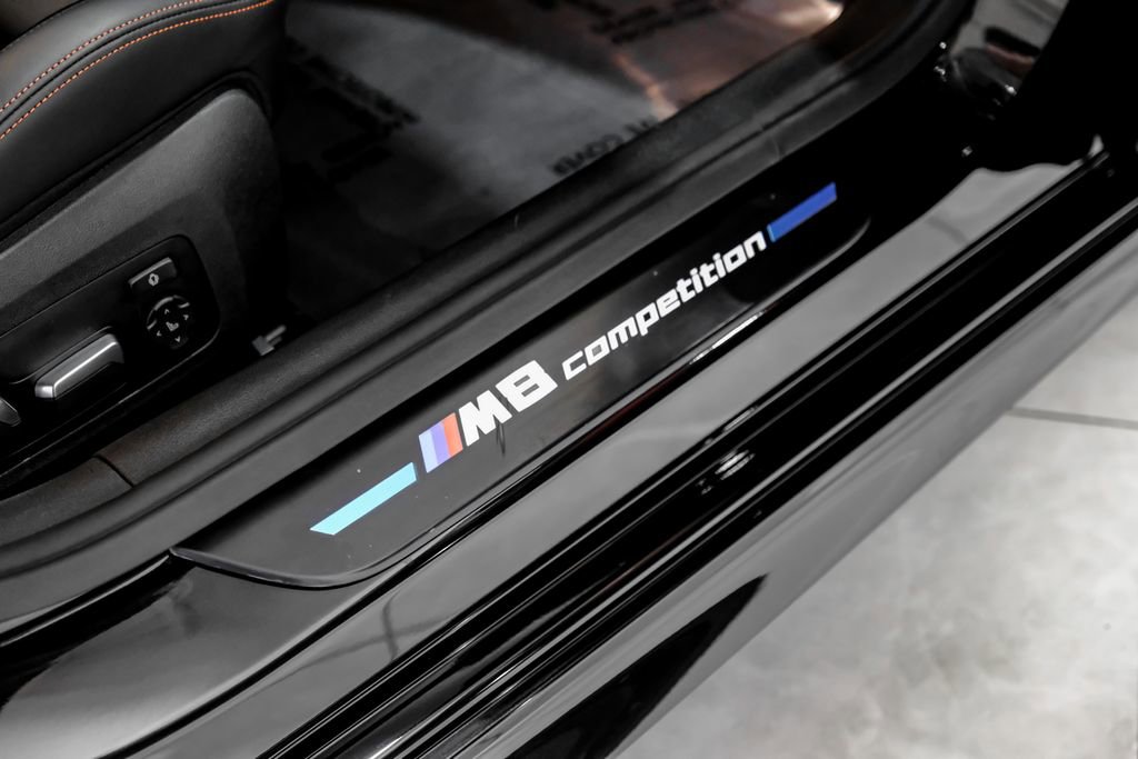 Used 2025 BMW M8 Competition image 31