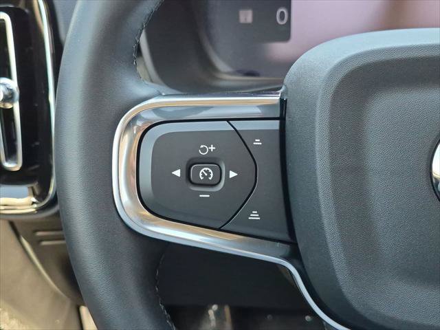 Certified 2024 Volvo XC40 B5 Core w/ Protection Package Premier AWD/4WD image 14