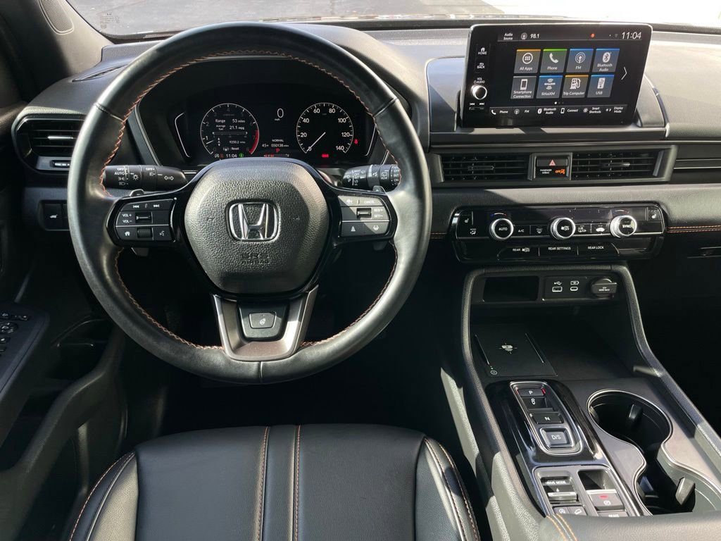 Used 2024 Honda Pilot TrailSport image 11