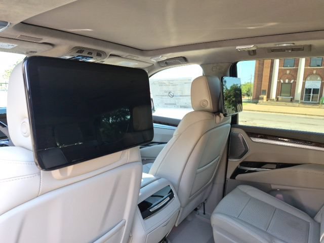 New 2026 Cadillac Escalade Platinum Sport w/ LPO, ONYX Package AWD/4WD image 16