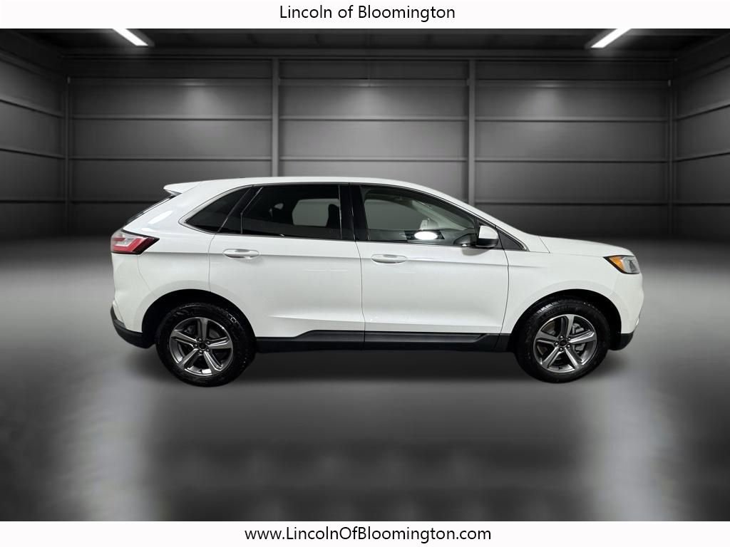 Used 2023 Ford Edge SEL w/ Convenience Package image 8