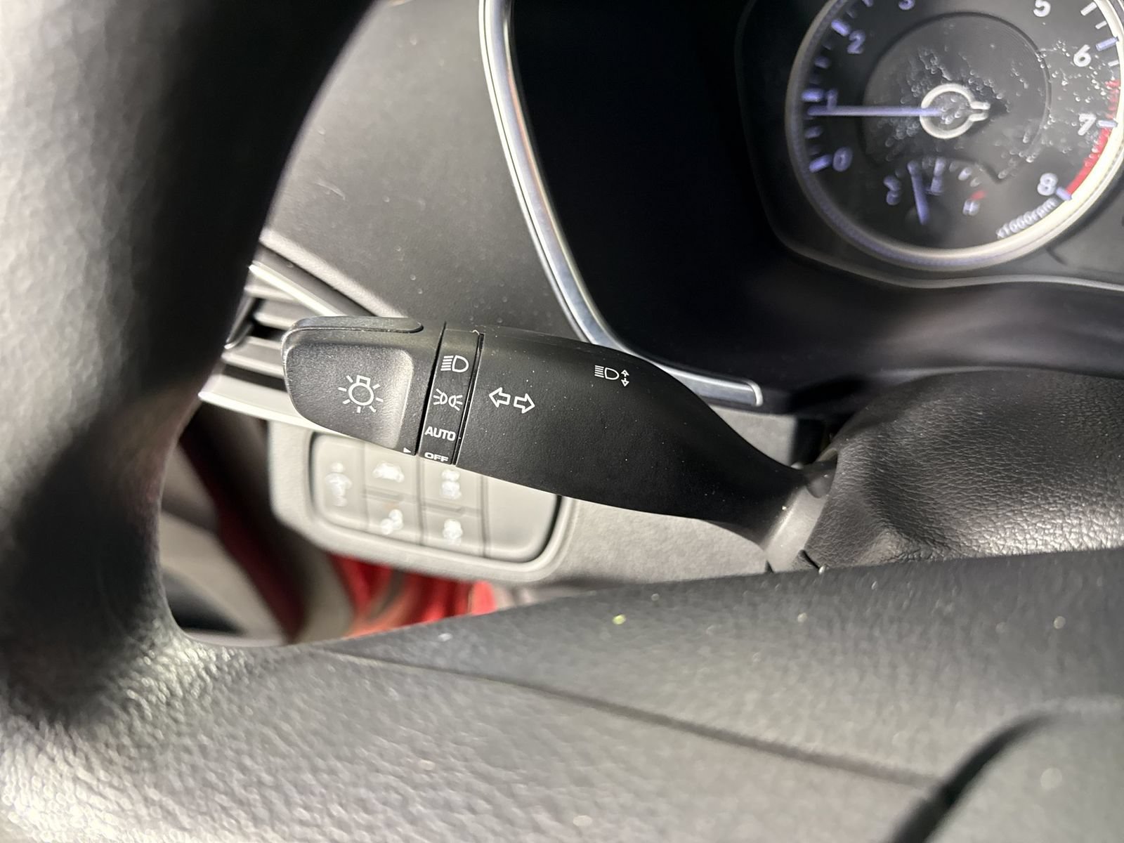 Used 2019 Hyundai Santa Fe SE AWD/4WD image 15