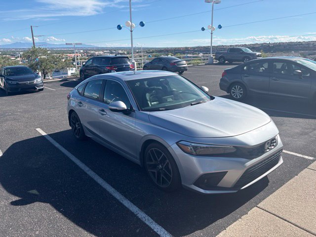 Used 2022 Honda Civic Sport Touring image 2