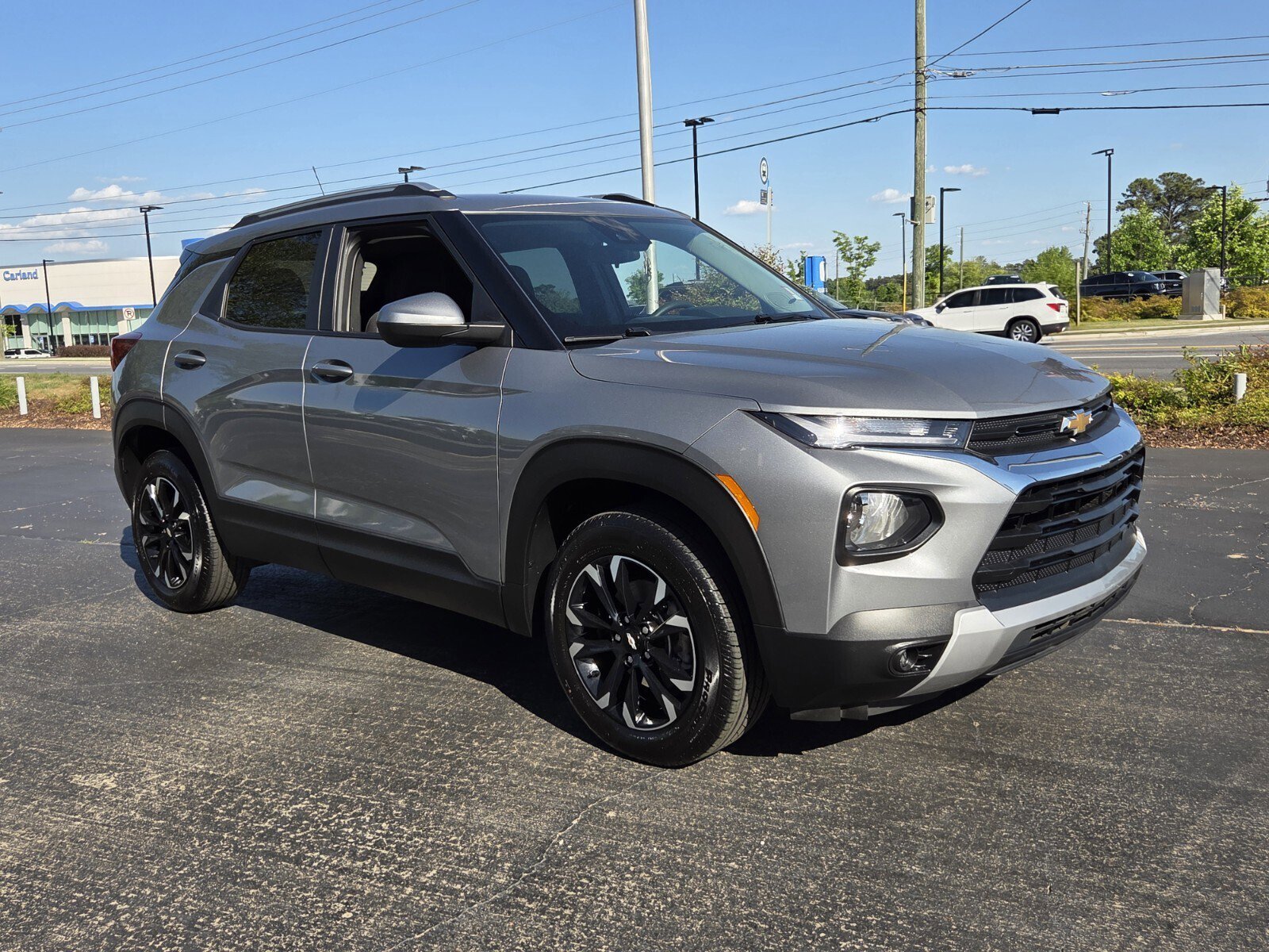 Used 2023 Chevrolet TrailBlazer LT image 1