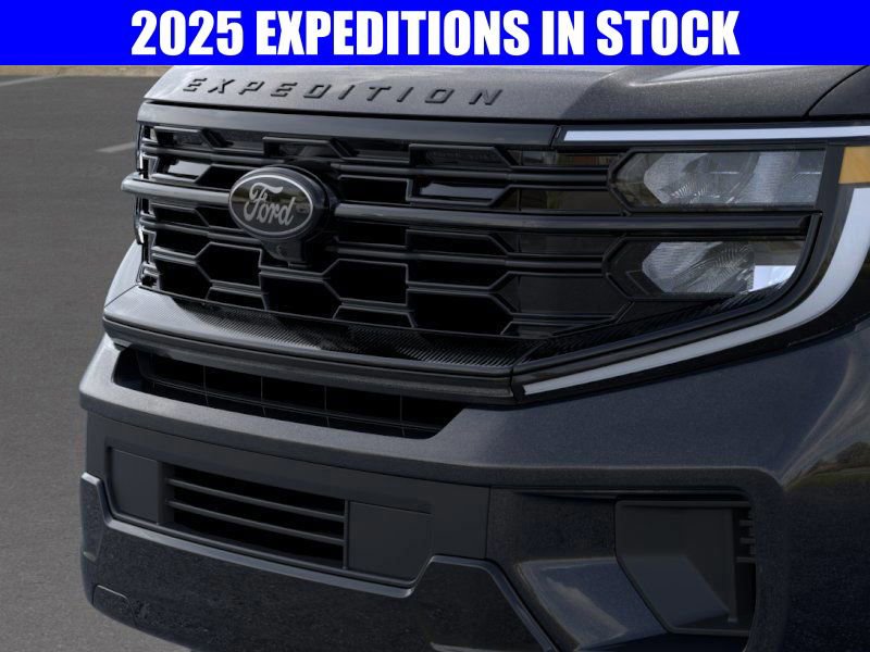 New 2025 Ford Expedition Max Platinum w/ Stealth Performance Package image 17