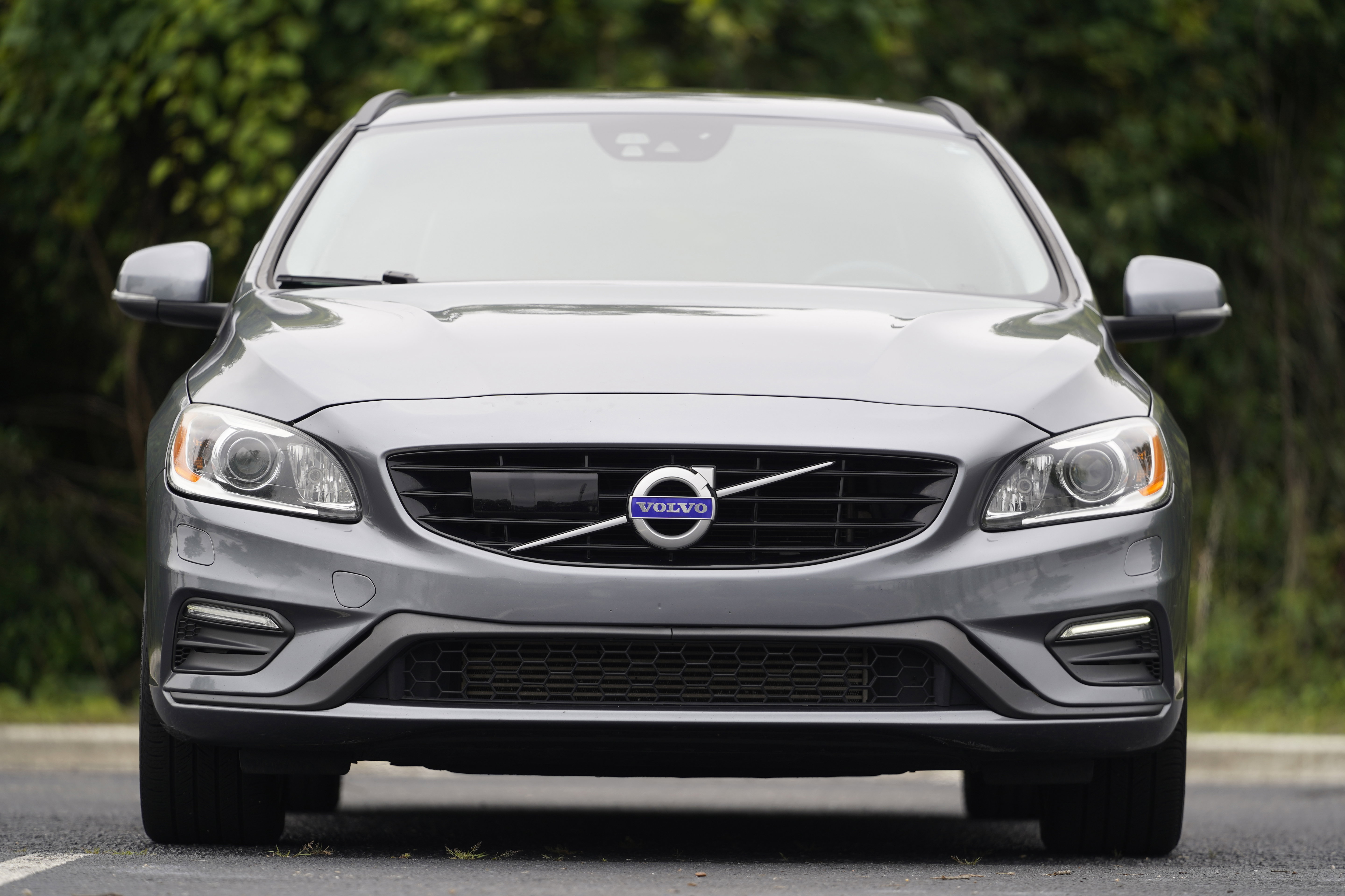 Used 2018 Volvo V60 T5 Dynamic w/ Vision Package FWD image 36
