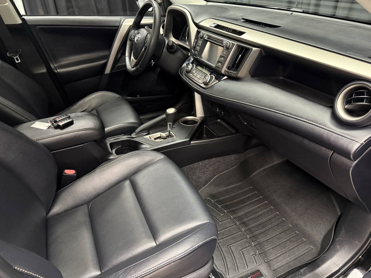 Used 2013 Toyota RAV4 Limited AWD/4WD image 20
