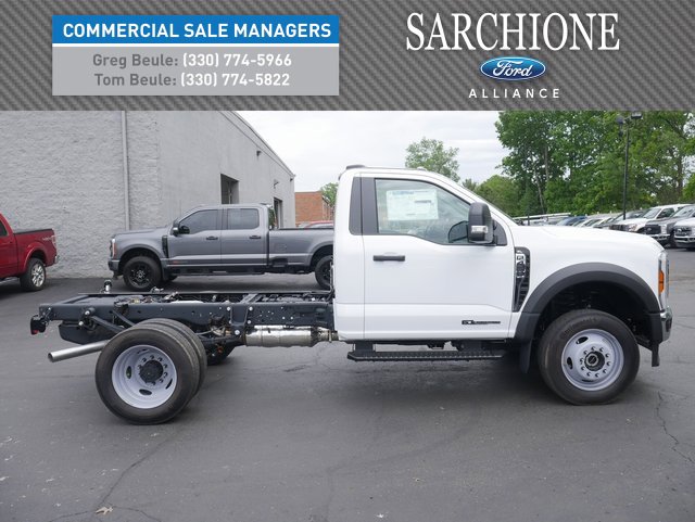 New 2025 Ford F450 XL w/ XL Chrome Package