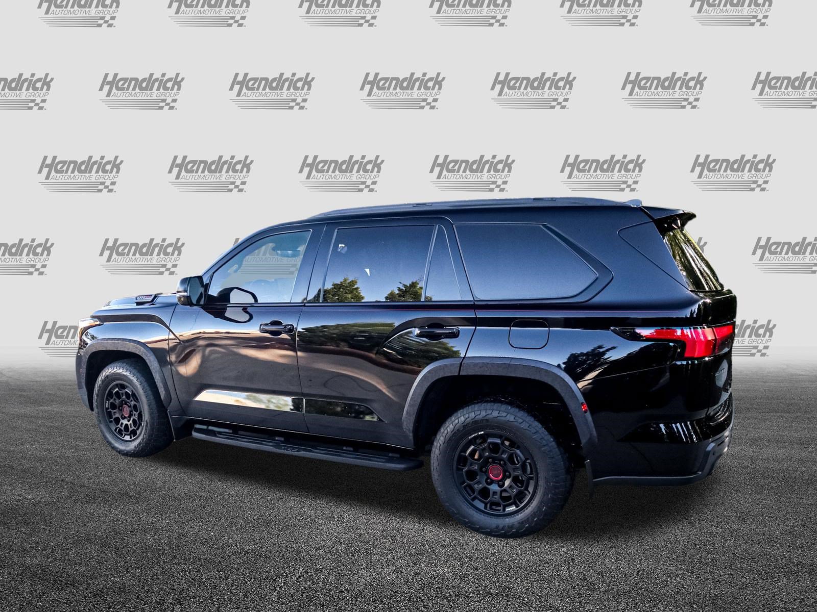 Used 2024 Toyota Sequoia TRD Pro AWD/4WD image 7
