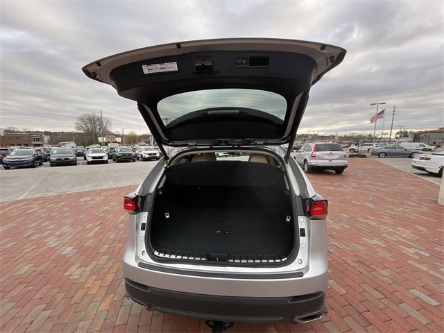 Used 2018 Lexus NX 300 FWD image 20