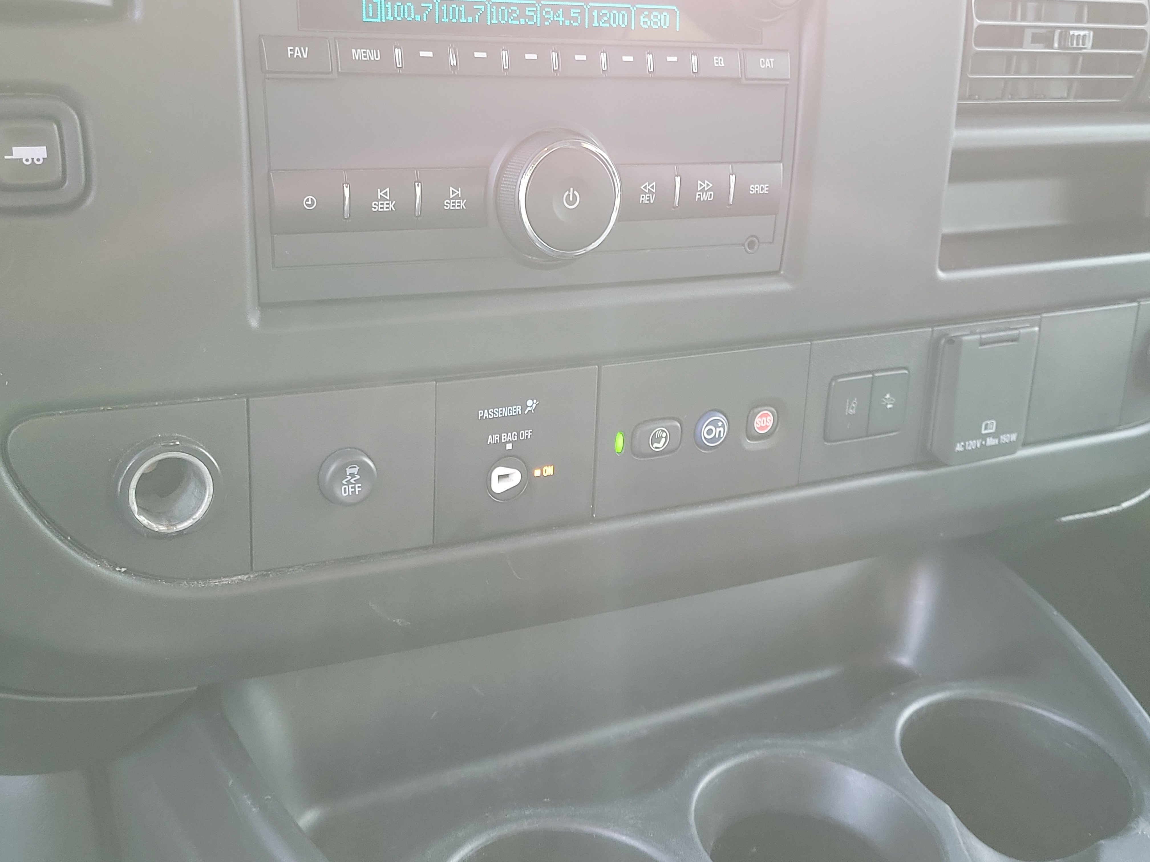 Used 2020 GMC Savana 2500 Extended w/ Driver Convenience Package image 25