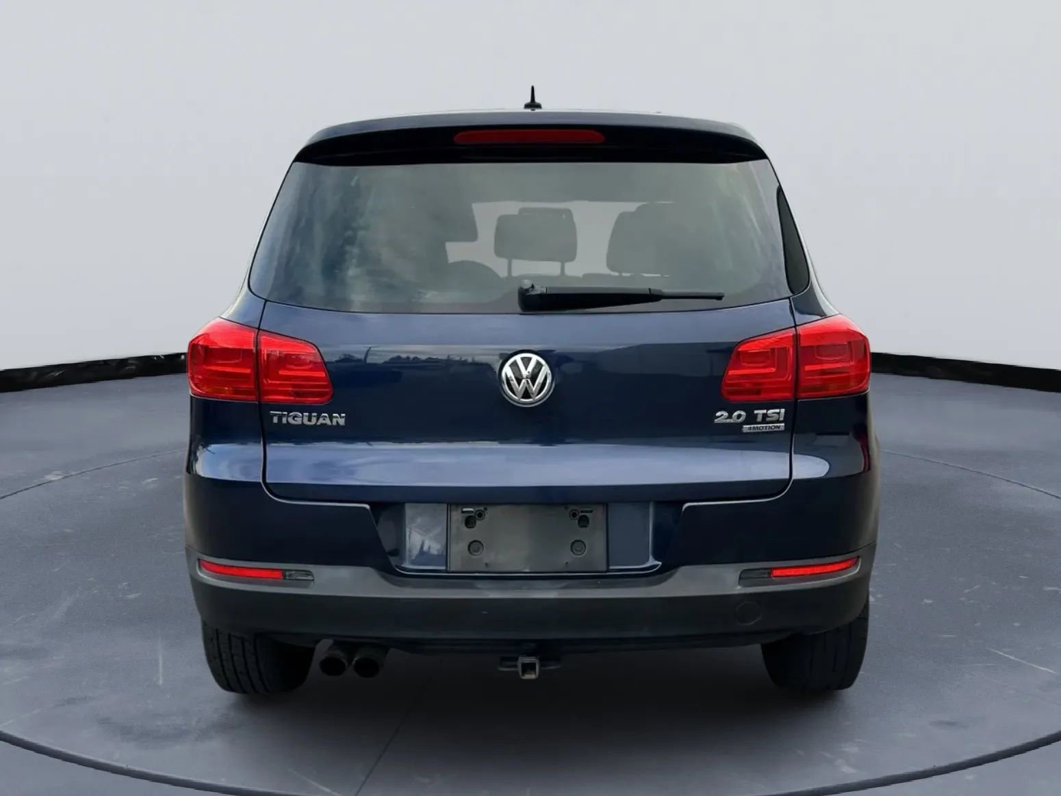 Used 2013 Volkswagen Tiguan S image 5