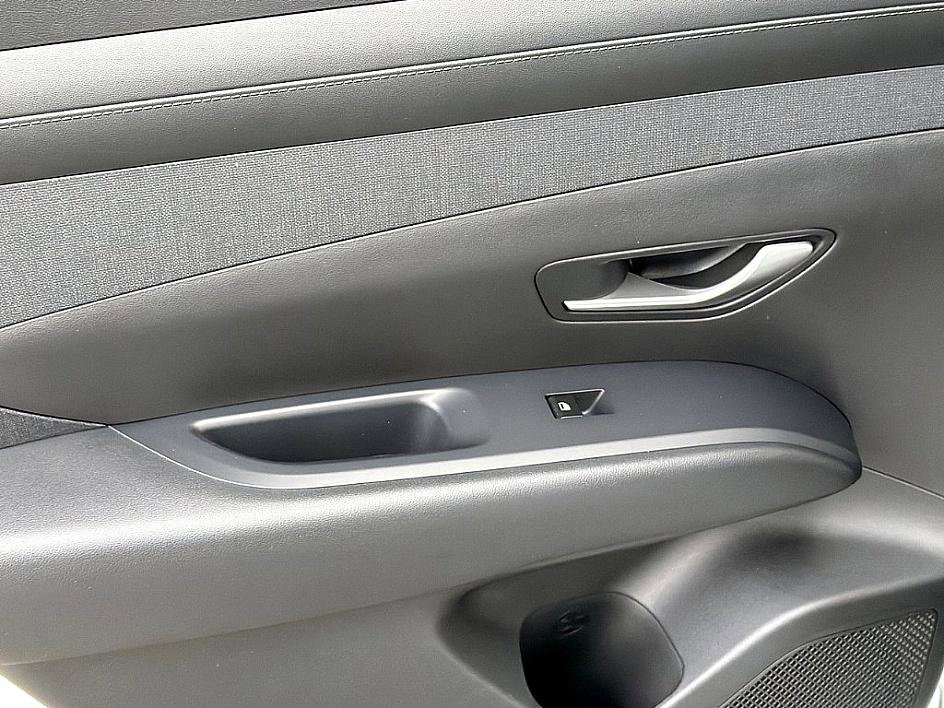 Used 2025 Hyundai Tucson SEL image 9