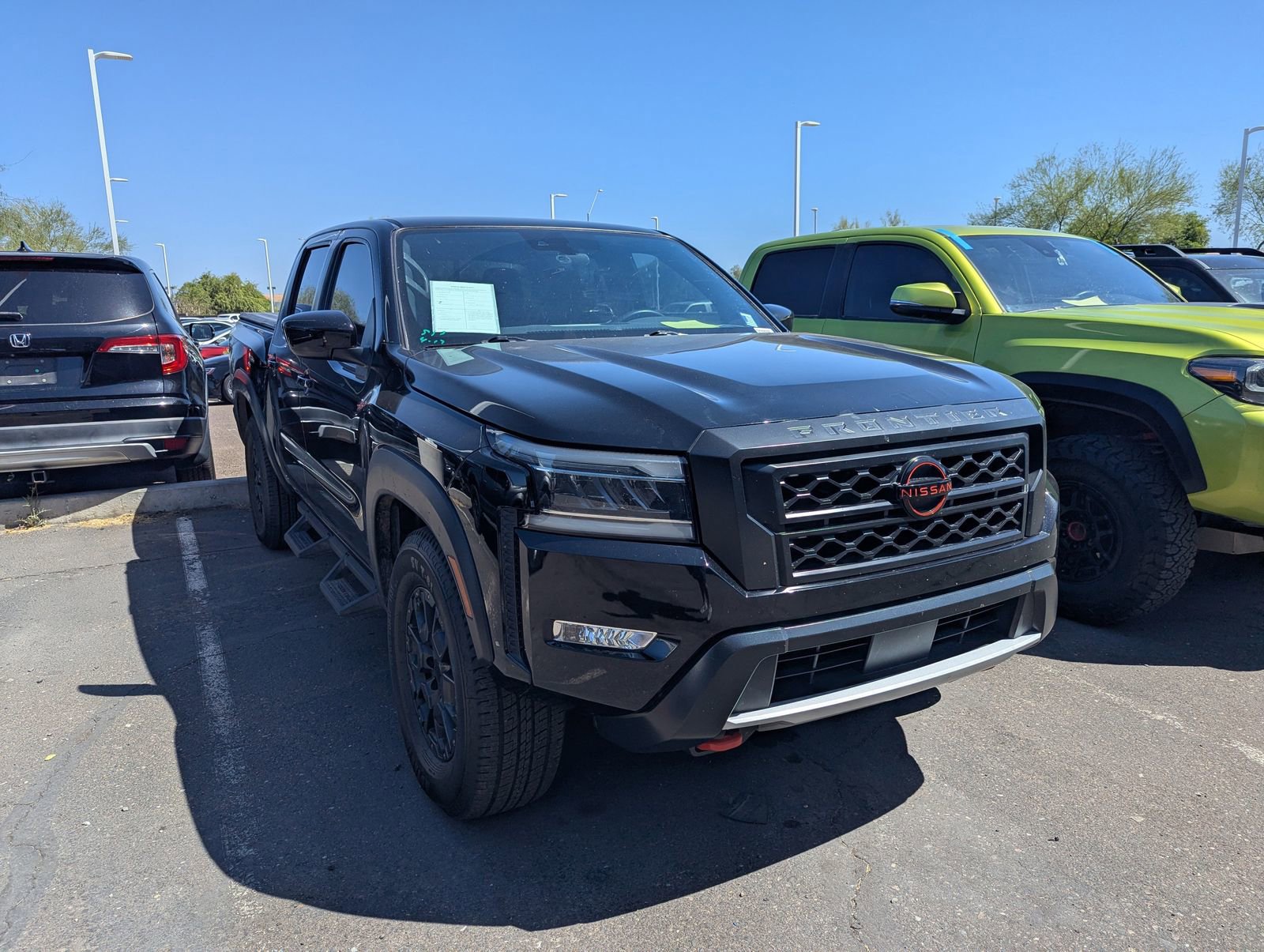 Used 2022 Nissan Frontier Pro-X w/ Technology Package image 3