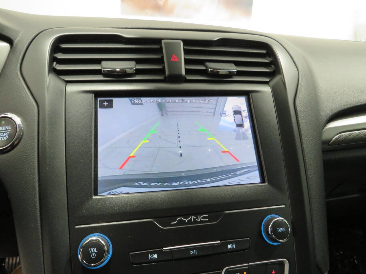 Used 2019 Ford Fusion SE w/ Equipment Group 151A FWD image 19