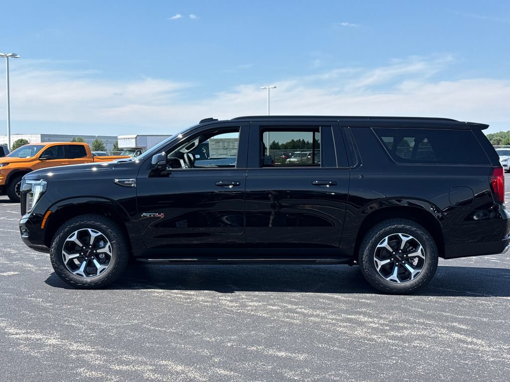 New 2026 GMC Yukon XL AT4 AWD/4WD image 10