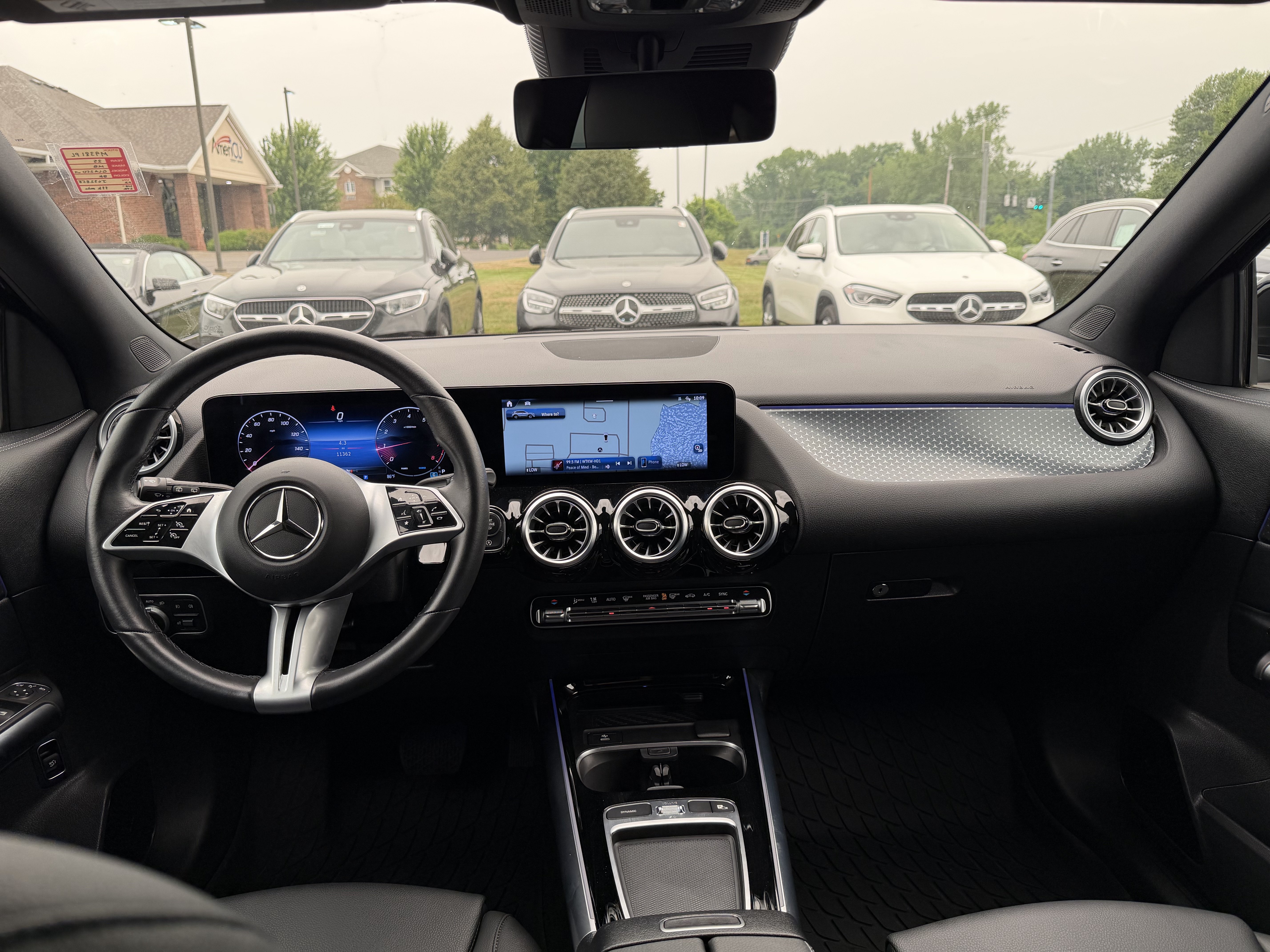 Certified 2025 Mercedes-Benz GLA 250 4MATIC image 11