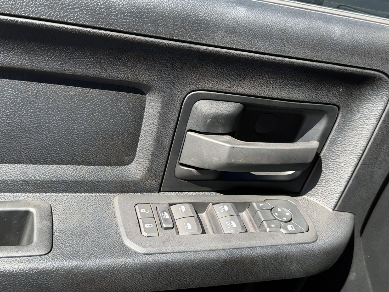 New 2026 RAM 3500 Tradesman AWD/4WD image 22