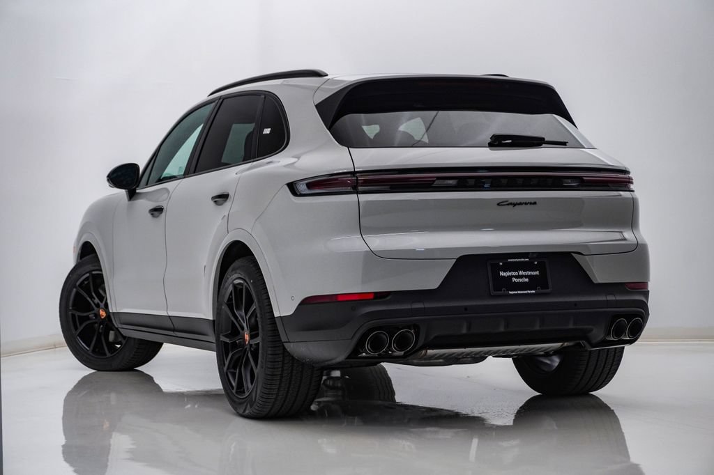 New 2026 Porsche Cayenne AWD/4WD image 3