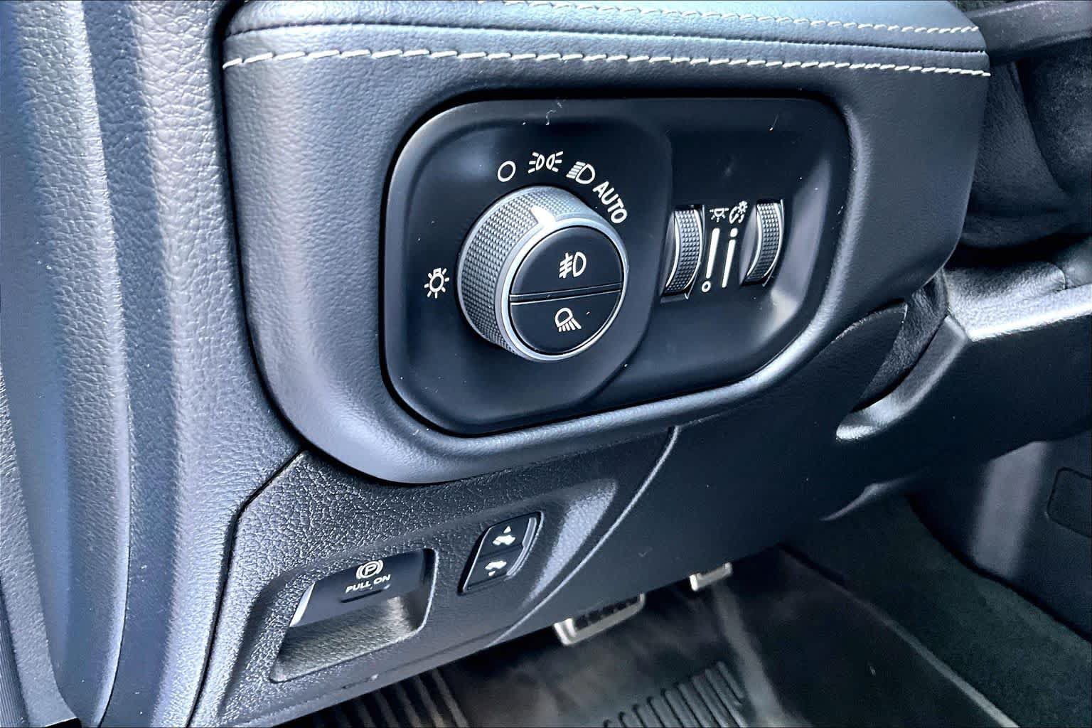 Used 2022 RAM 1500 TRX w/ TRX Level 2 Equipment Group AWD/4WD image 33