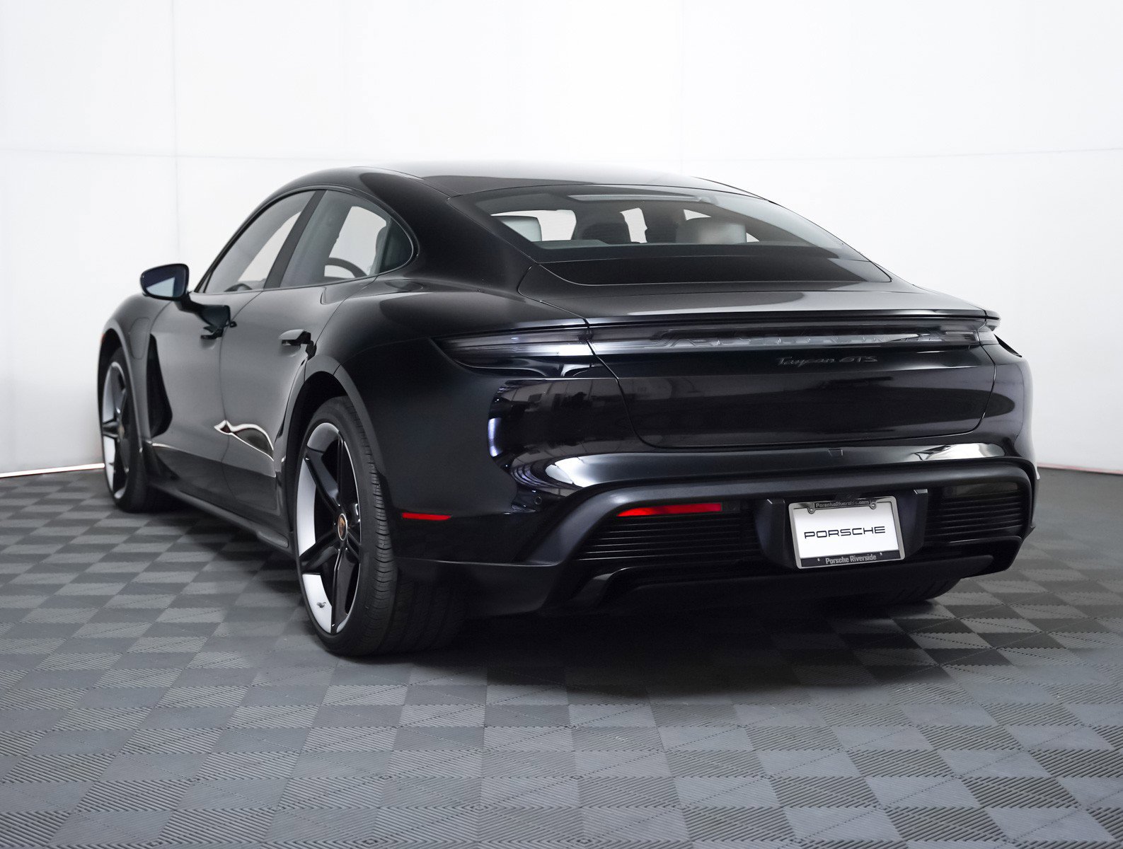 Certified 2024 Porsche Taycan GTS w/ Premium Package (P6U) image 3