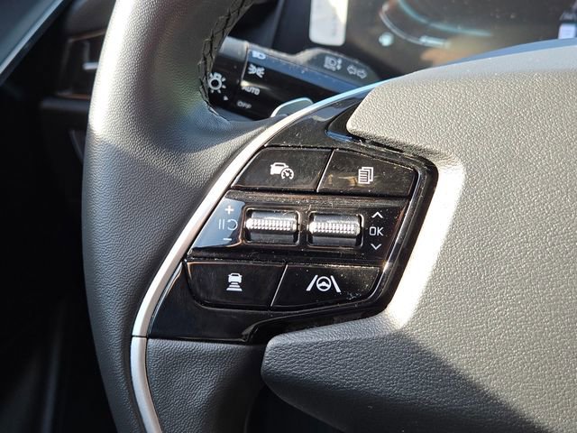 Certified 2023 Kia Niro EX image 20