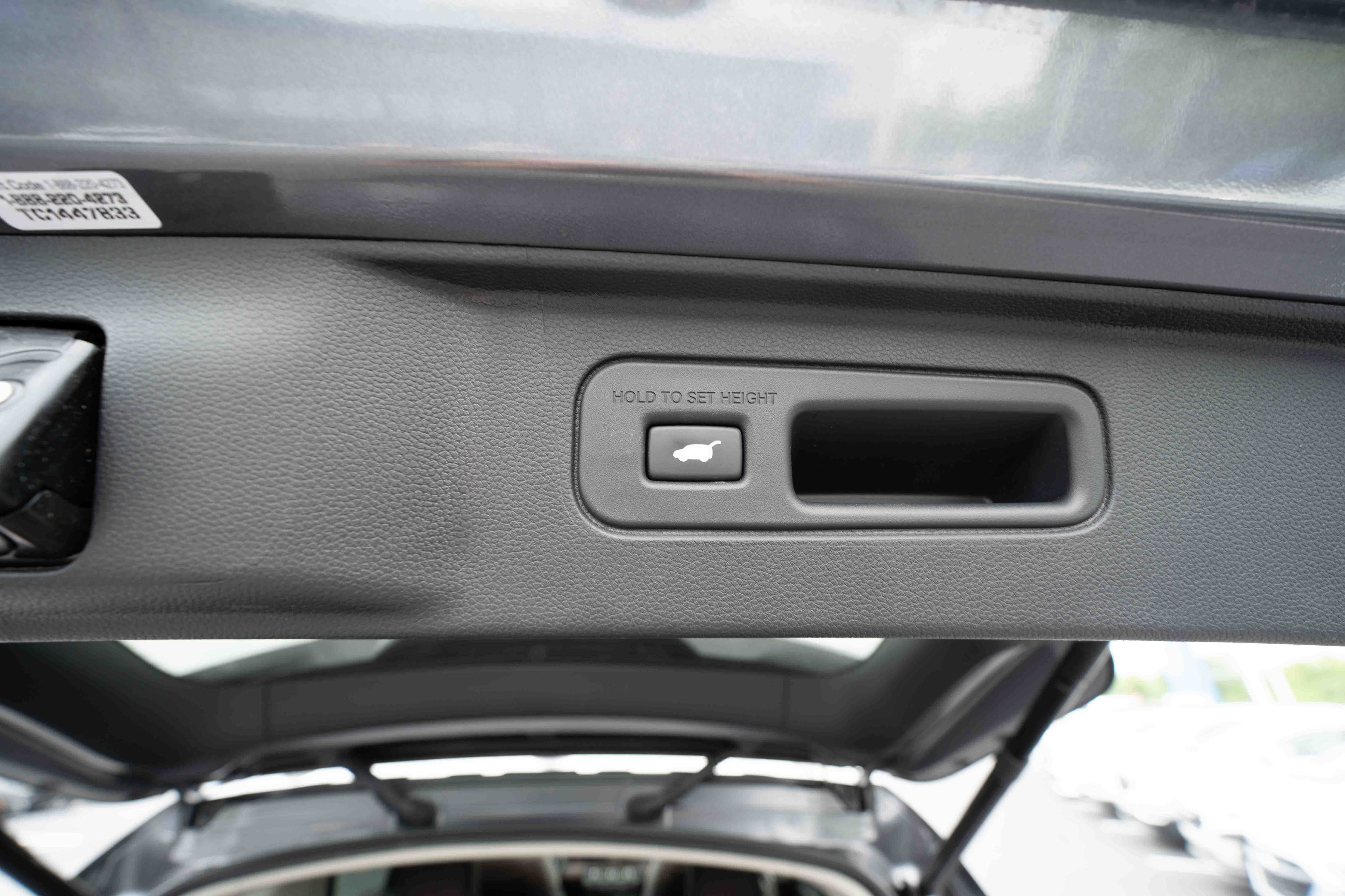 Used 2025 Honda Pilot Elite image 29