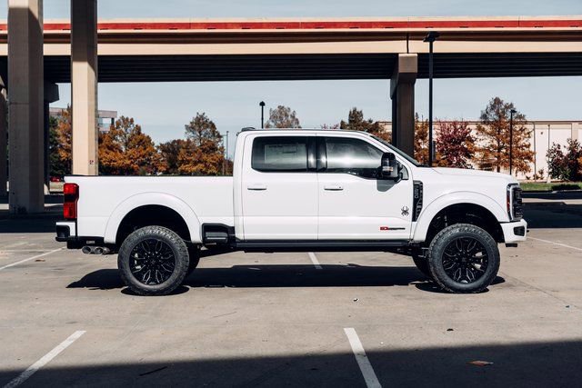 New 2026 Ford F250 Lariat w/ Black Appearance Package AWD/4WD image 6