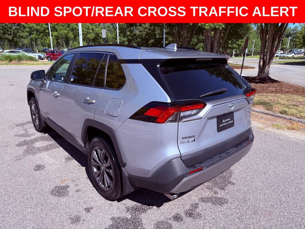 Used 2025 Toyota RAV4 Limited w/ Advanced Technology Package AWD/4WD image 5