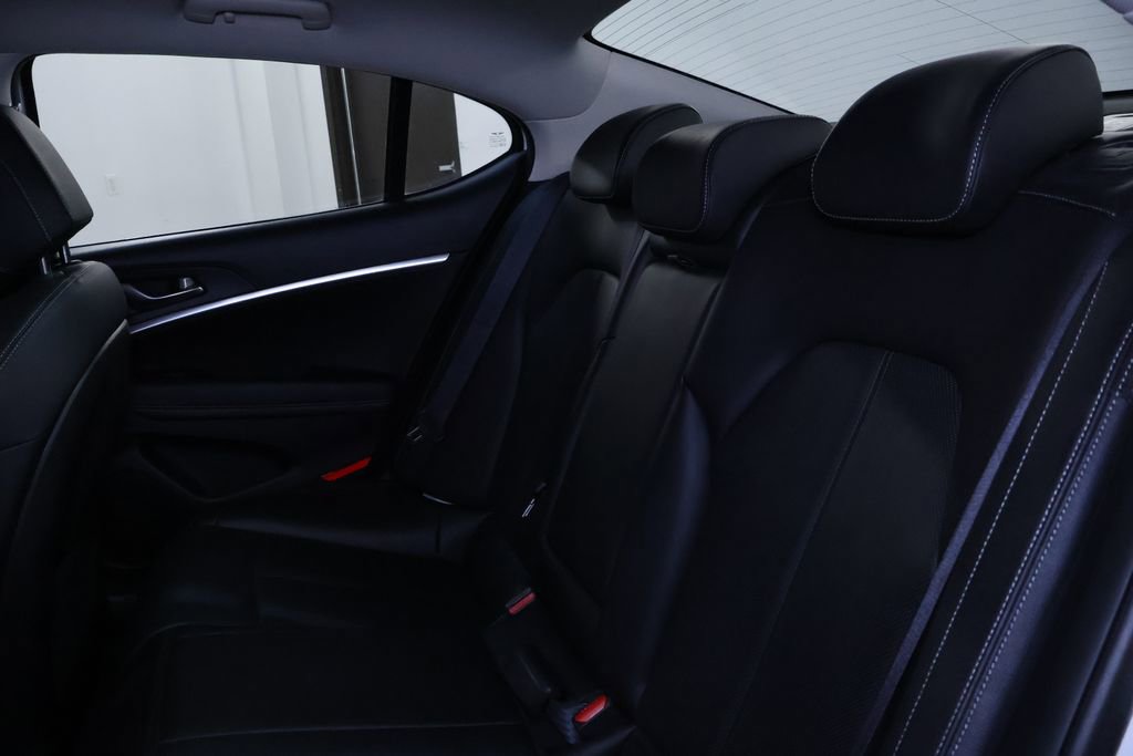 Used 2025 Genesis G70 2.5T AWD/4WD image 15