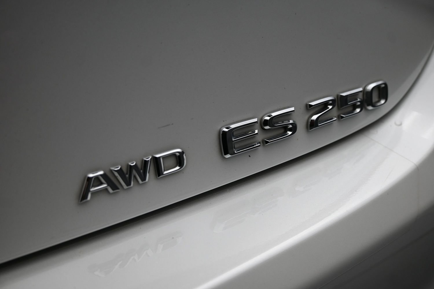 Used 2023 Lexus ES 250 w/ Premium Package AWD/4WD image 7