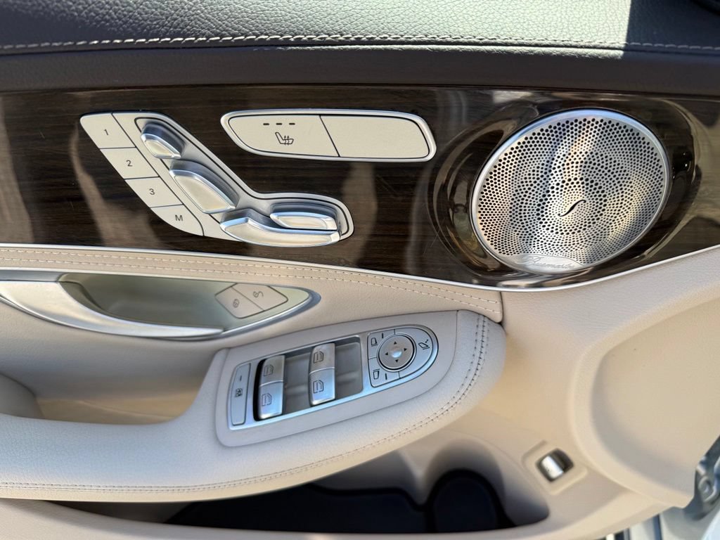 Used 2015 Mercedes-Benz C 300 4MATIC Sedan image 19