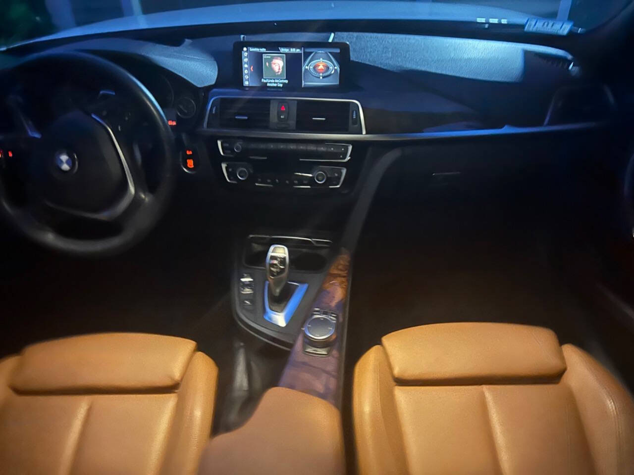 Used 2018 BMW 330i xDrive Sedan w/ Premium Package AWD/4WD image 30
